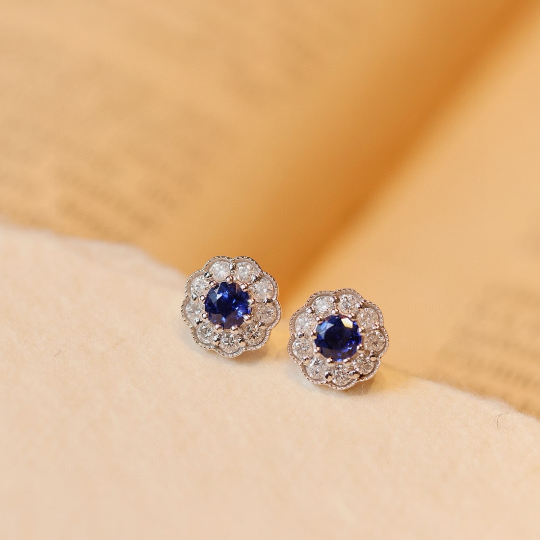 14k Gold 0.98 Ctw Natural Sapphire & Diamond Earrings - 6