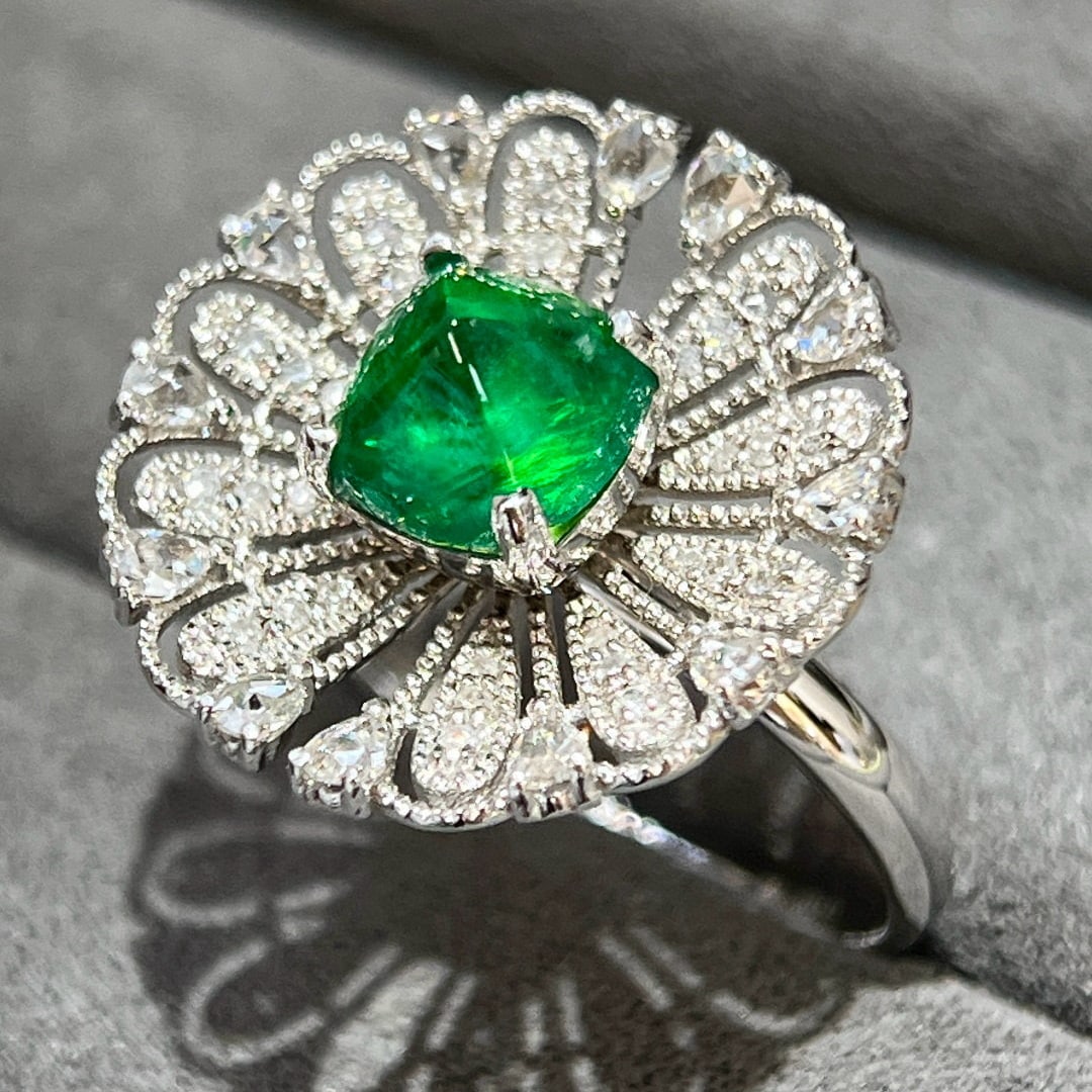 14k Gold 2.49 Ctw Vivid Green Natural Emerald & Diamond Ring - 3
