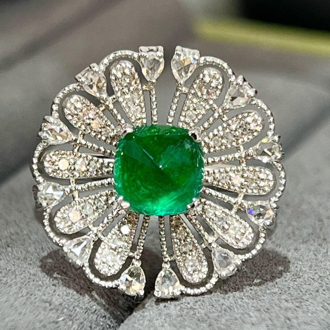 14k Gold 2.49 Ctw Vivid Green Natural Emerald & Diamond Ring - 5