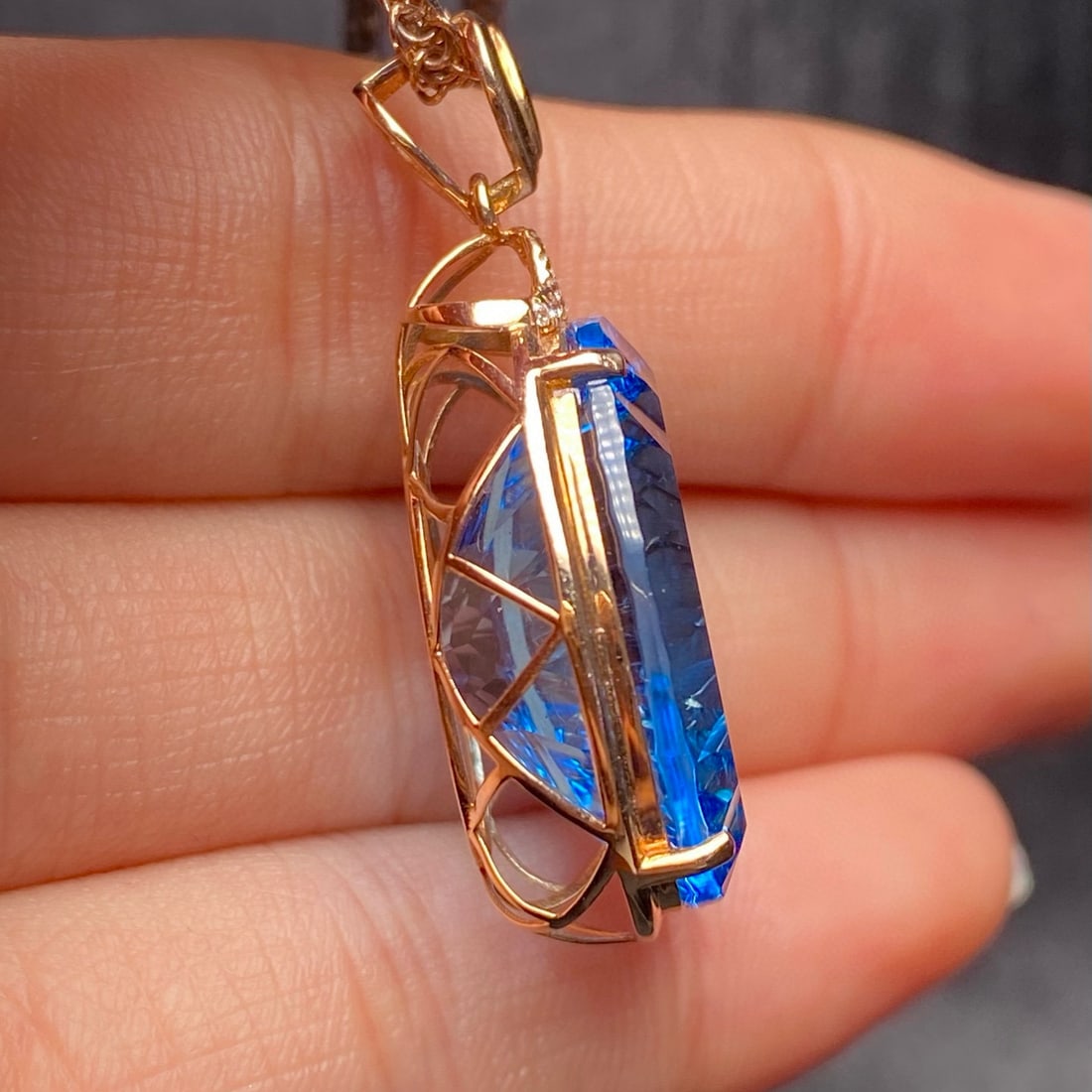 14k Gold 23.75 Ct Natural Topaz & Diamond Pendant( Without Chain ) - 3