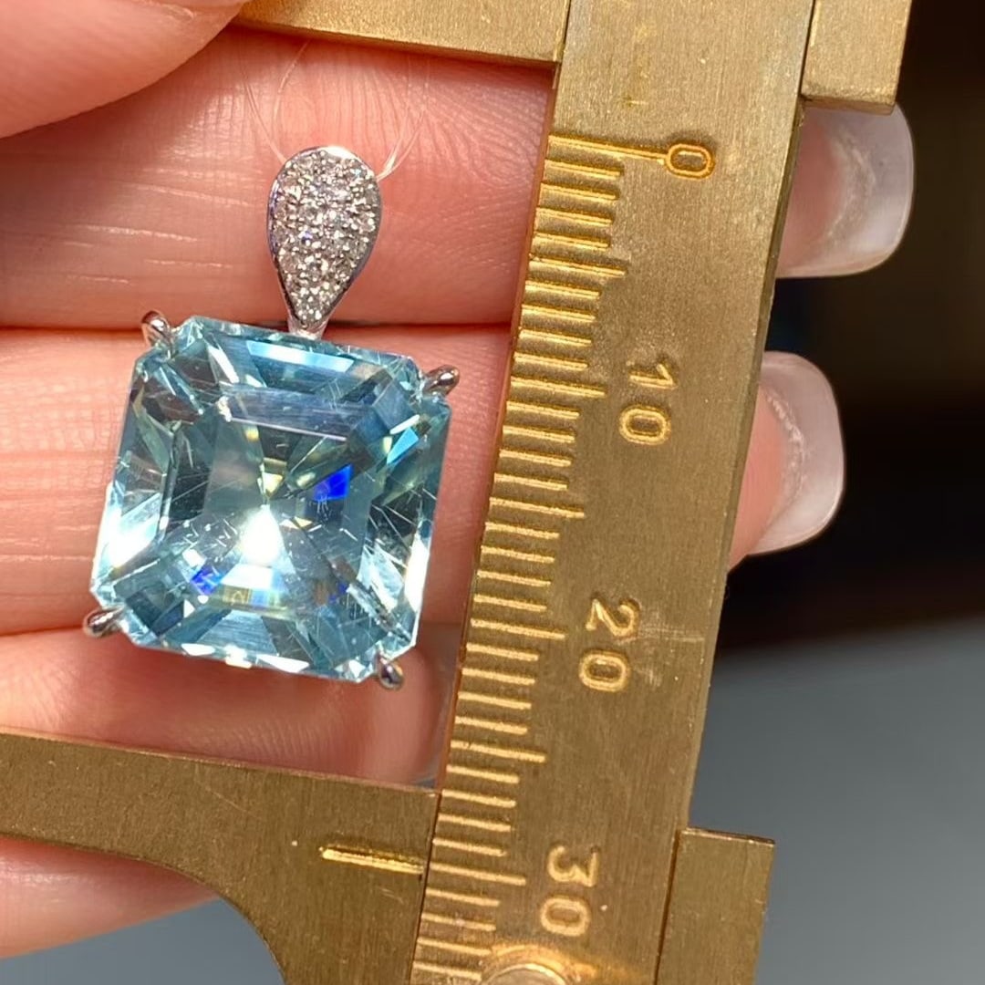 14k Gold 10.3 Ct Natural Aquamarine & Diamond Pendant( Without Chain ) - 2