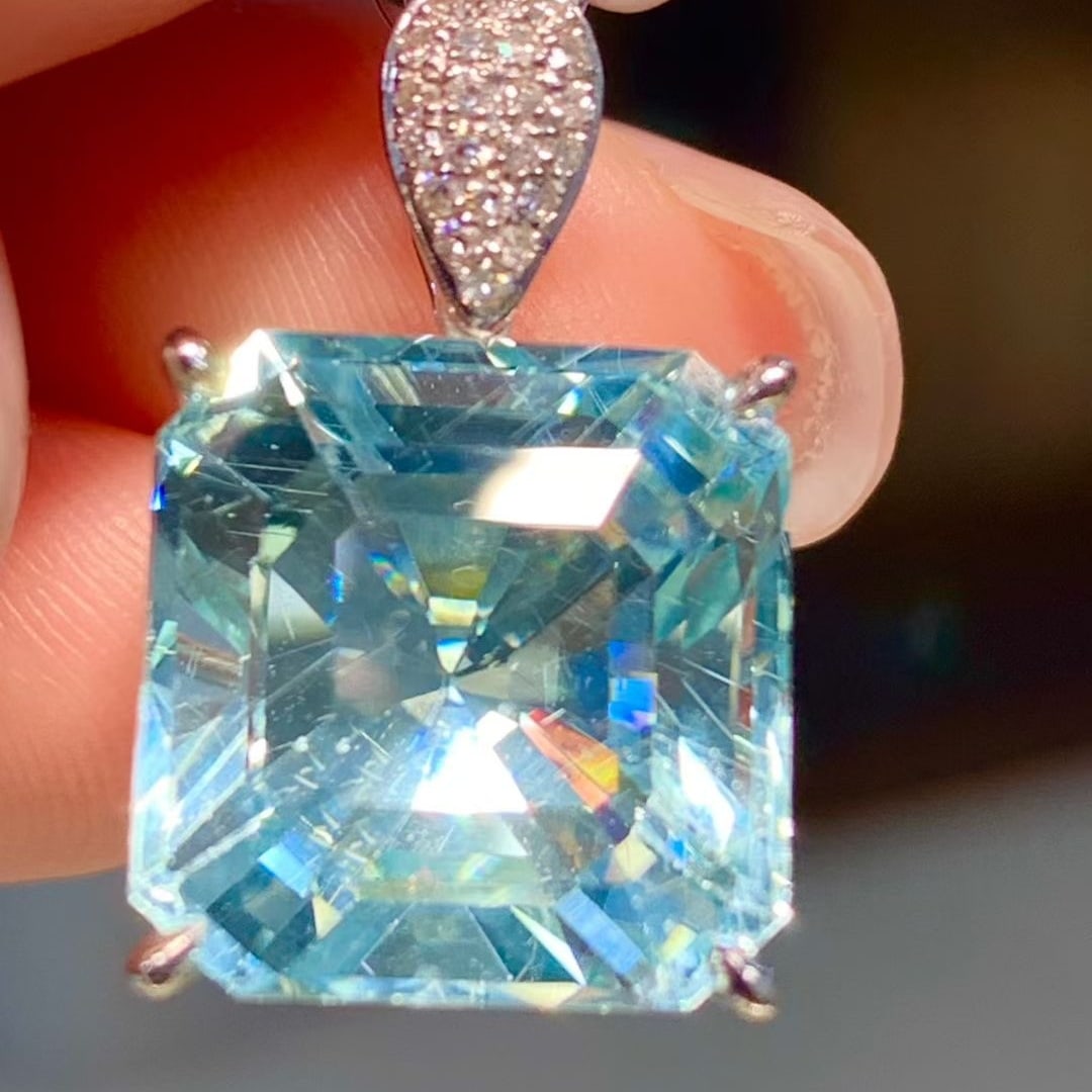 14k Gold 10.3 Ct Natural Aquamarine & Diamond Pendant( Without Chain ) - 3