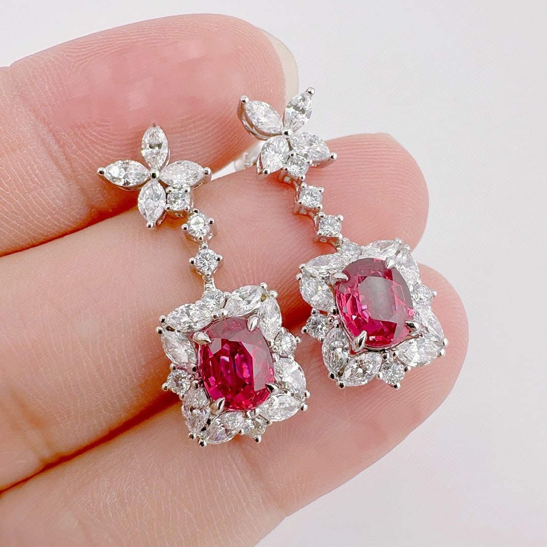14k Gold 3.76 Ctw Natural Ruby & Diamond Earrings: Ref:231084043 // gold content:14k gold // main gemstone:ruby // shape:oval // carat weight:2. 10ct // color:red // treatment:natural // // adjacent gemstone 2 : diamond // shape:multiple // carat