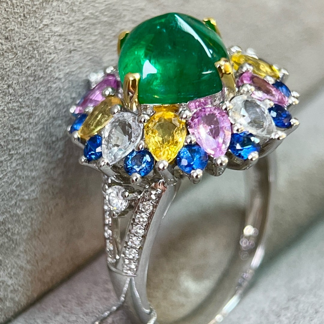 14k Gold 7.80 Ctw Vivid Green Natural Emerald & Sapphire Ring - 8