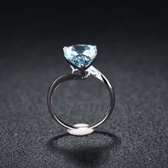 14k Gold 4.1 Ct Natural Aquamarine & Diamond Ring - 6
