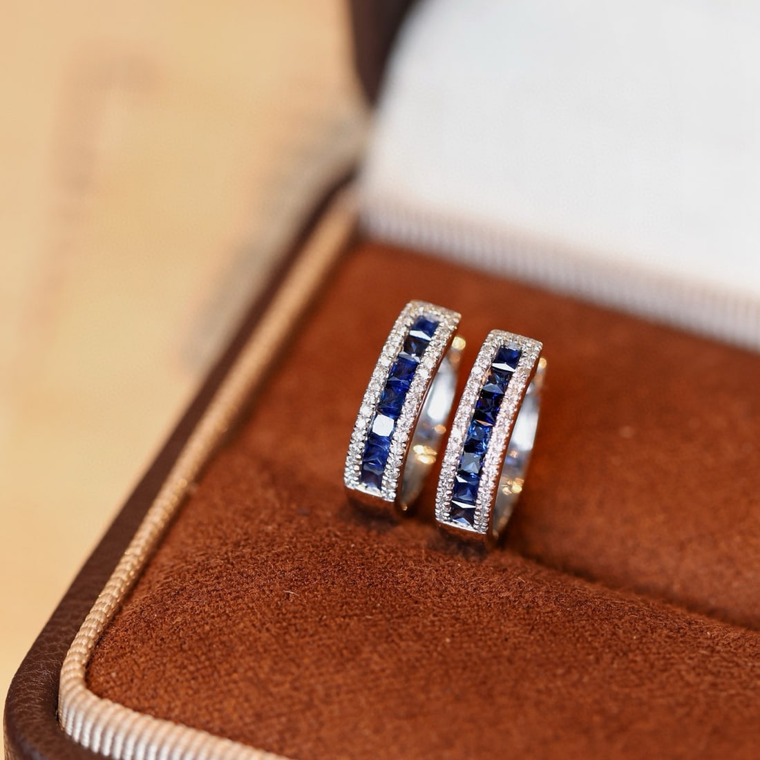 14k Gold 0.92 Ctw Natural Sapphire & Diamond Earrings: Ref:231084073 // gold content:14k gold // main gemstone:sapphire // shape:princess // carat weight:0. 7ct // color:blue // treatment:natural // // adjacent gemstone 2 : diamond // shape:round //