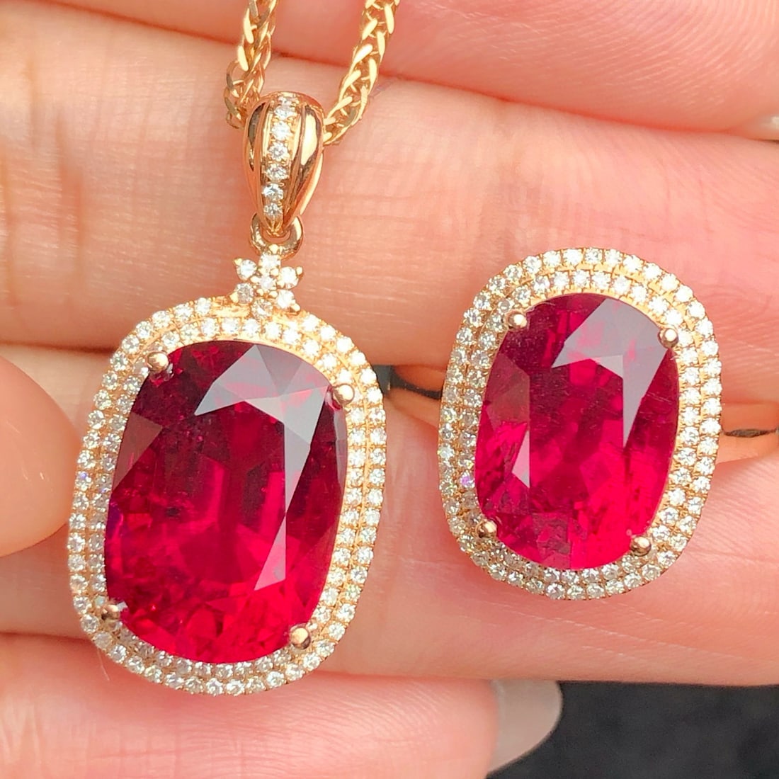 14k Gold 13.1 Ct Natural Tourmaline & Diamond Jewelry Set - 3