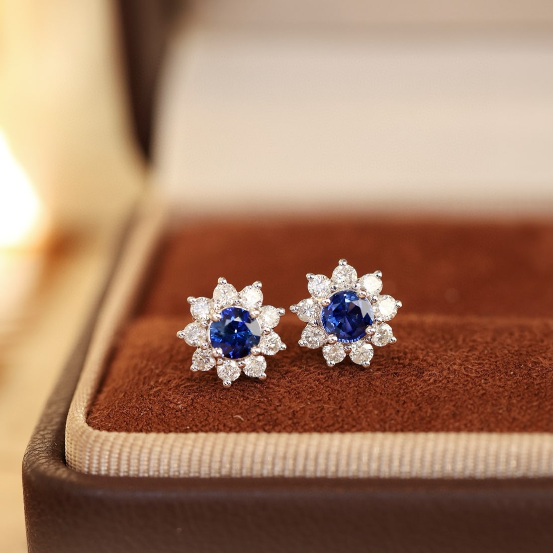 14k Gold 1.19 Ctw Natural Sapphire & Diamond Earrings: Ref:231084142 // gold content:14k gold // main gemstone:sapphire // shape:round // carat weight:0. 65ct // color:royal blue // treatment:natural // cut grade:g // // adjacent gemstone 2 : diamond //