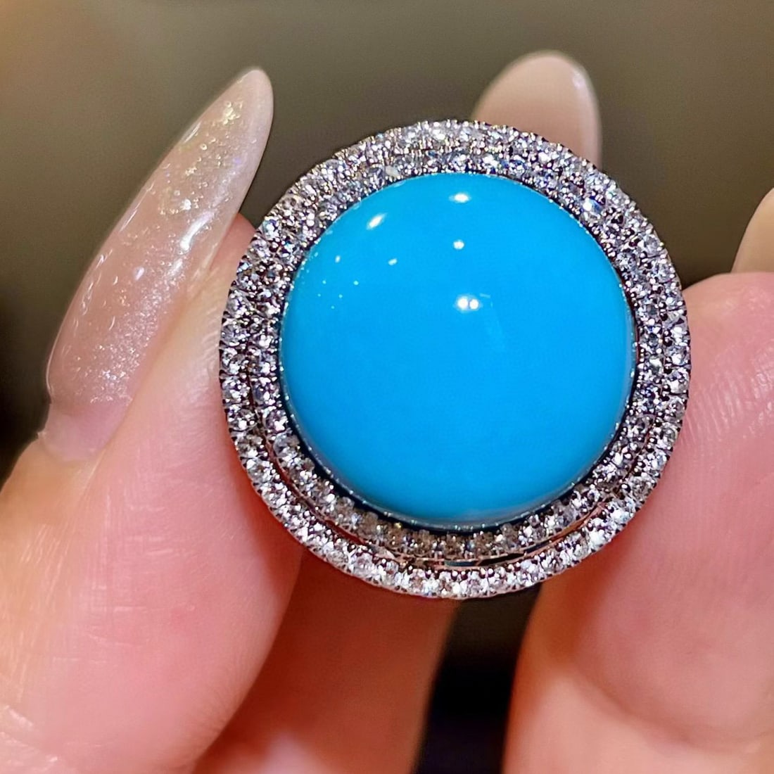 14k Gold 12.62 Ctw Natural Blue Turquoise & Diamond Ring: Ref:231084193 // gold content:14k gold // ring size:7. 25us // // main gemstone:blue turquoise // shape:round // carat weight:11. 95ct // color:blue // treatment:natural // cut grade:g // // adjacent