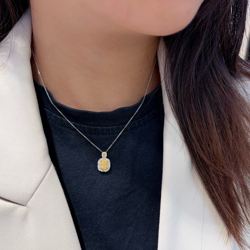 14k Gold 1.14 Ct Natural Yellow Diamond & Diamond Necklace - 4
