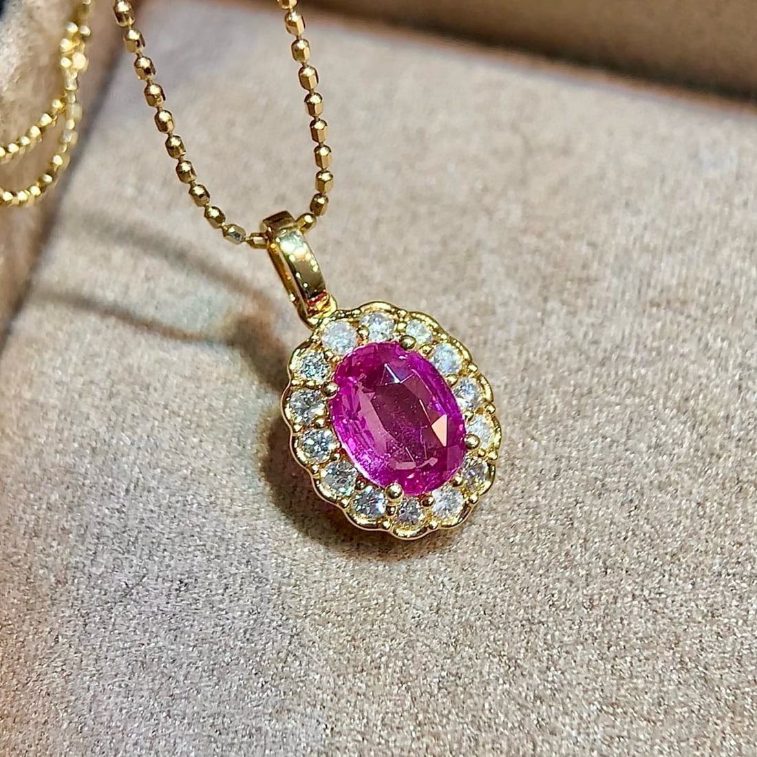 14k Gold 1.29 Ctw Natural Sapphire & Diamond Pendant( Without Chain ): Ref:231084206 // gold content:14k gold // main gemstone:sapphire // shape:oval // carat weight:1. 07ct // color:pink // treatment:natural // // adjacent gemstone 2 : diamond // shape:round // carat