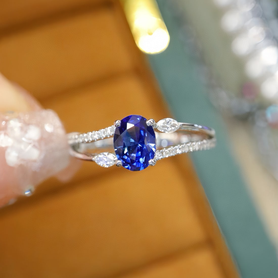 14k Gold 1.02 Ctw Natural Sapphire & Diamond Ring: Ref:231084214 // gold content:14k gold // ring size:7. 25us // // main gemstone:sapphire // shape:oval // carat weight:0. 86ct // color:royal blue // treatment:natural // // adjacent gemstone 2 :