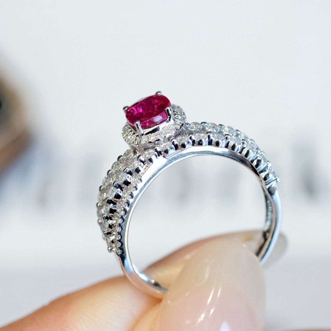 14k Gold 1.64 Ctw Natural Ruby & Diamond Ring - 4