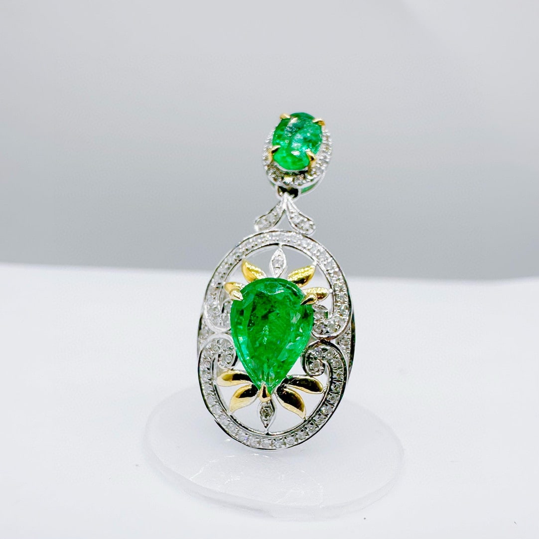 14k Gold 1.34 Ctw Vivid Green Natural Emerald & Diamond Pendant( Without Chain ) - 2