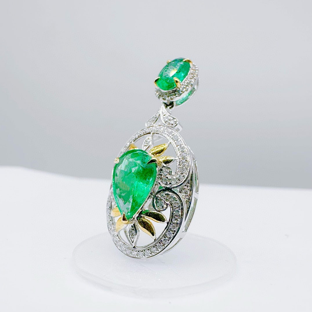 14k Gold 1.34 Ctw Vivid Green Natural Emerald & Diamond Pendant( Without Chain ) - 3