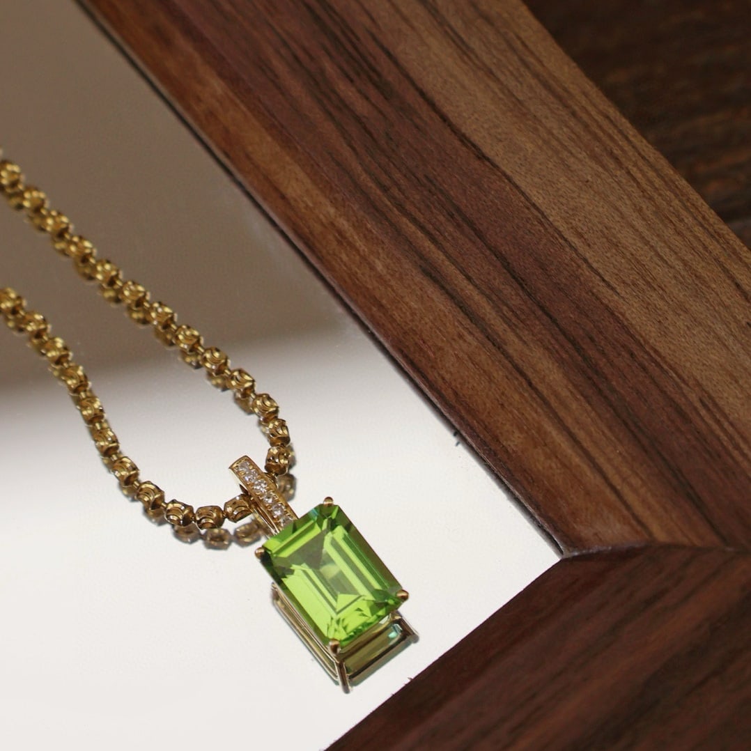 14k Gold 1.4 Ct Natural Peridot & Diamond Pendant( Without Chain ) - 2