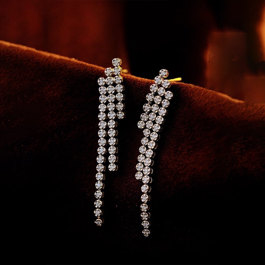 14k Gold 0.9 Ct Natural H Diamond Earrings: Ref:231084292 // gold content:14k gold // main gemstone:diamond // shape:round // carat weight:0. 9ct // clarity grade:vs-si // color:h // treatment:natural // cut grade:g // Condition: New Low