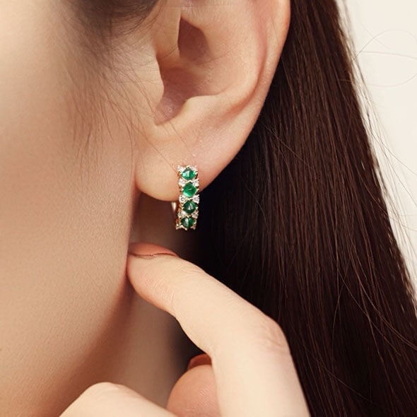14k Gold 0.6 Ct Vivid Green Natural Emerald & Diamond Earrings - 4