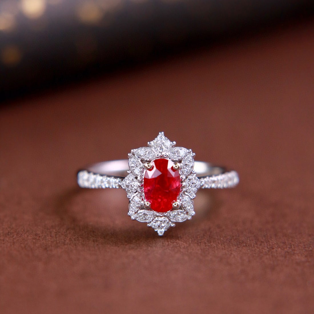 14k Gold 1.21 Ctw Natural Ruby & Diamond Ring: Ref:231084312 // gold content:14k gold // ring size:7. 25us // // main gemstone:ruby // shape:oval // carat weight:1. 01ct // color:pigeonblood red // treatment:natural // // adjacent gemstone 2 :