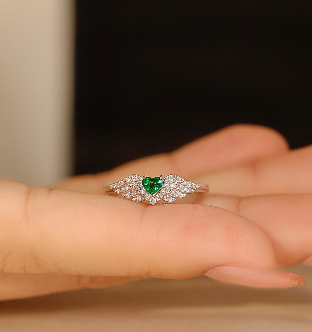 14k Gold 0.21 Ctw Vivid Green Natural Emerald & Diamond Ring: Ref:231084313 // gold content:14k gold // ring size:7. 25us // // main gemstone:emerald // shape:heart // carat weight:0. 11ct // color:vivid green // treatment:natural // // adjacent gemstone 2 :