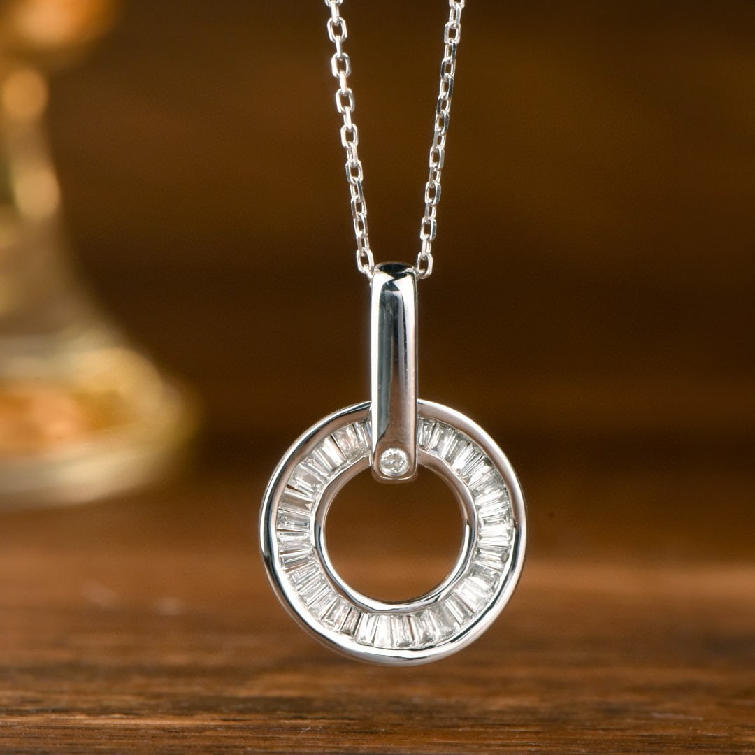 14k Gold 0.40 Ct Natural H Diamond Pendant( Without Chain ): Ref:231084321 // gold content:14k gold // main gemstone:diamond // shape:multiple // carat weight:0. 40ct // clarity grade:vs-si // color:h // treatment:natural // Condition: New Low Estimate: