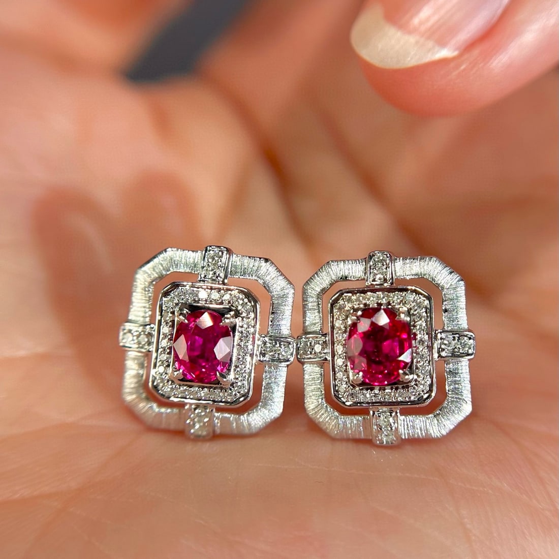 14k Gold 1.44 Ctw Natural Ruby & Diamond Earrings: Ref:231084360 // gold content:14k gold // main gemstone:ruby // shape:oval // carat weight:1. 20ct // color:red // treatment:natural // // adjacent gemstone 2 : diamond // shape:round // carat