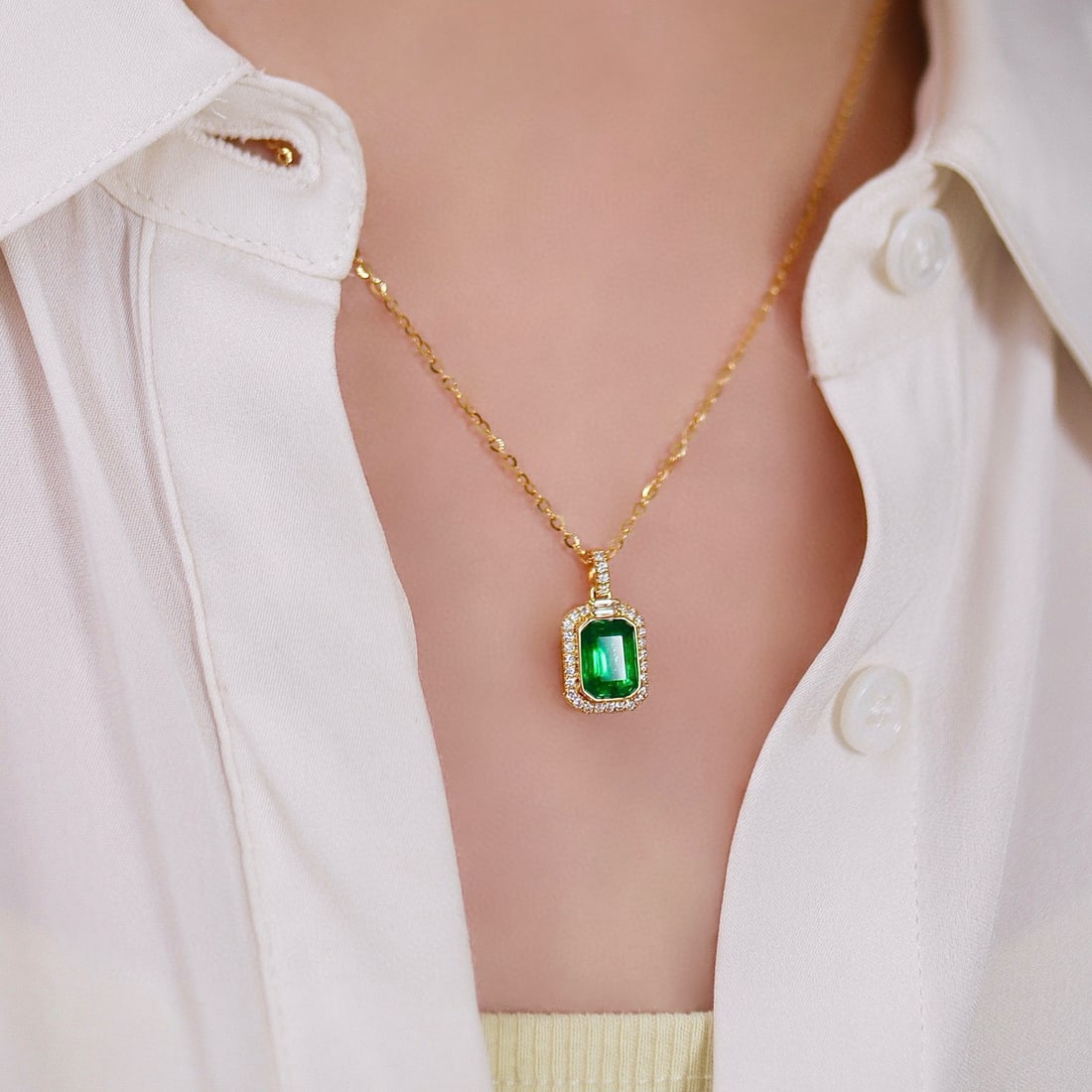 14k Gold 1.91 Ctw Vivid Green Natural Emerald & Diamond Pendant( Without Chain ) - 3