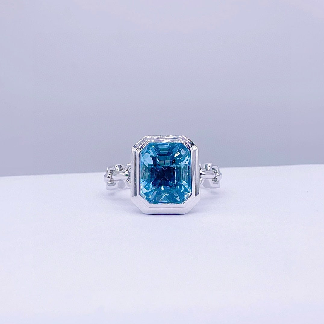 14k Gold 3.0 Ct Natural Aquamarine Ring: Ref:231084369 // gold content:14k gold // ring size:7. 25us // // main gemstone:aquamarine // shape:octagonal // carat weight:3. 0ct // color:santa maria color // treatment:natural // Condition: New
