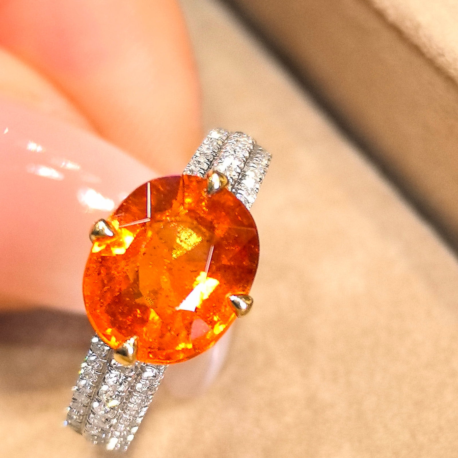 14k Gold 4.30 Ctw Natural Spessartine & Diamond Ring: Ref:231084372 // gold content:14k gold // ring size:7. 25us // // main gemstone:spessartine // shape:oval // carat weight:3. 95ct // color:orange // treatment:natural // // adjacent gemstone 2 :