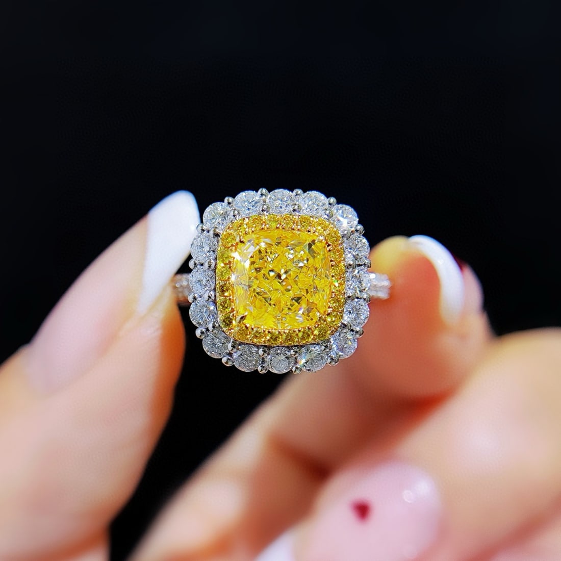 14k Gold 2.87 Ctw Natural Yellow Diamond & Diamond Ring/pendant( Without Chain ): Ref:231084387 // gold content:14k gold // ring size:7. 25us // // main gemstone:yellow diamond // shape:cushion // carat weight:2. 01ct // color:yellow // treatment:natural // // adjacent gemstone 2