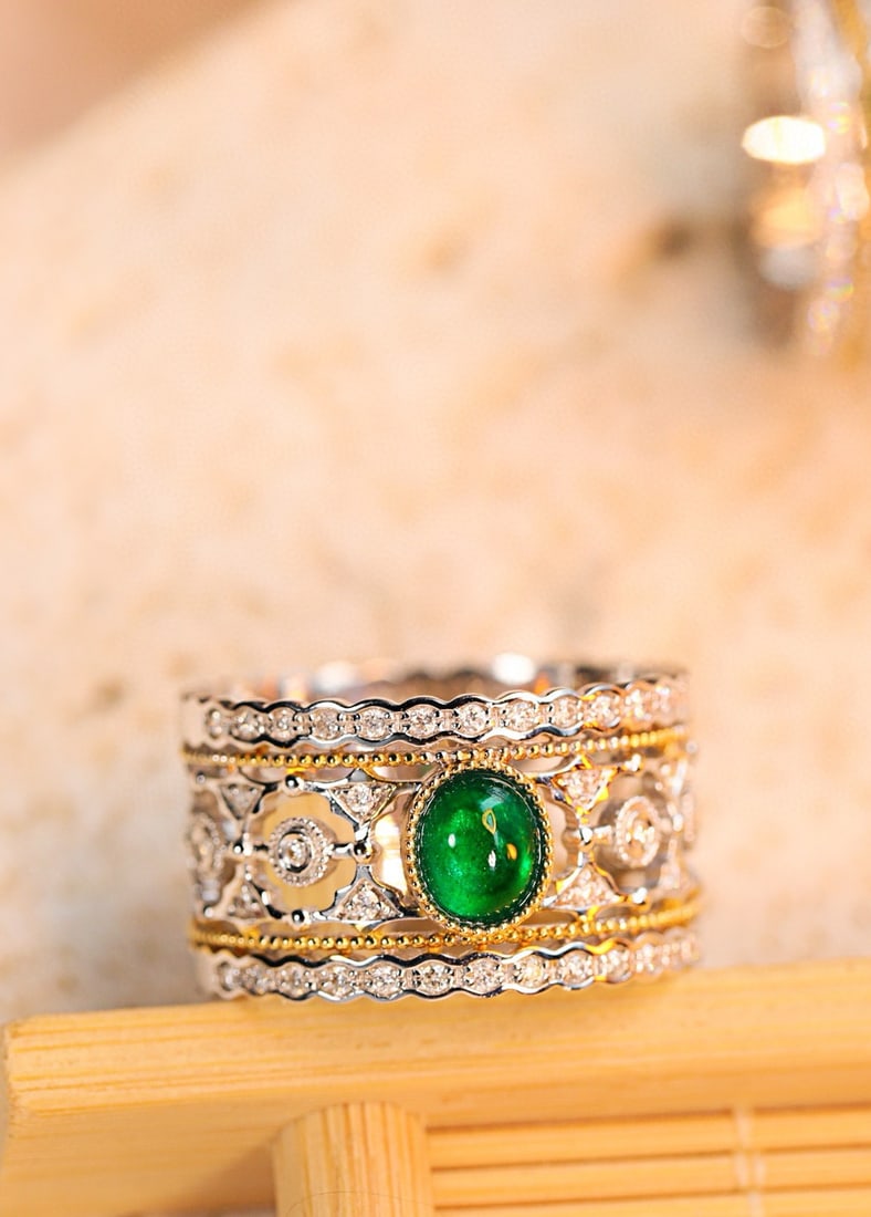 14k Gold 0.7 Ctw Vivid Green Natural Emerald & Diamond Ring: Ref:231084395 // gold content:14k gold // ring size:7. 25us // // main gemstone:emerald // shape:oval // carat weight:0. 5ct // color:vivid green // treatment:natural // // adjacent gemstone 2 :