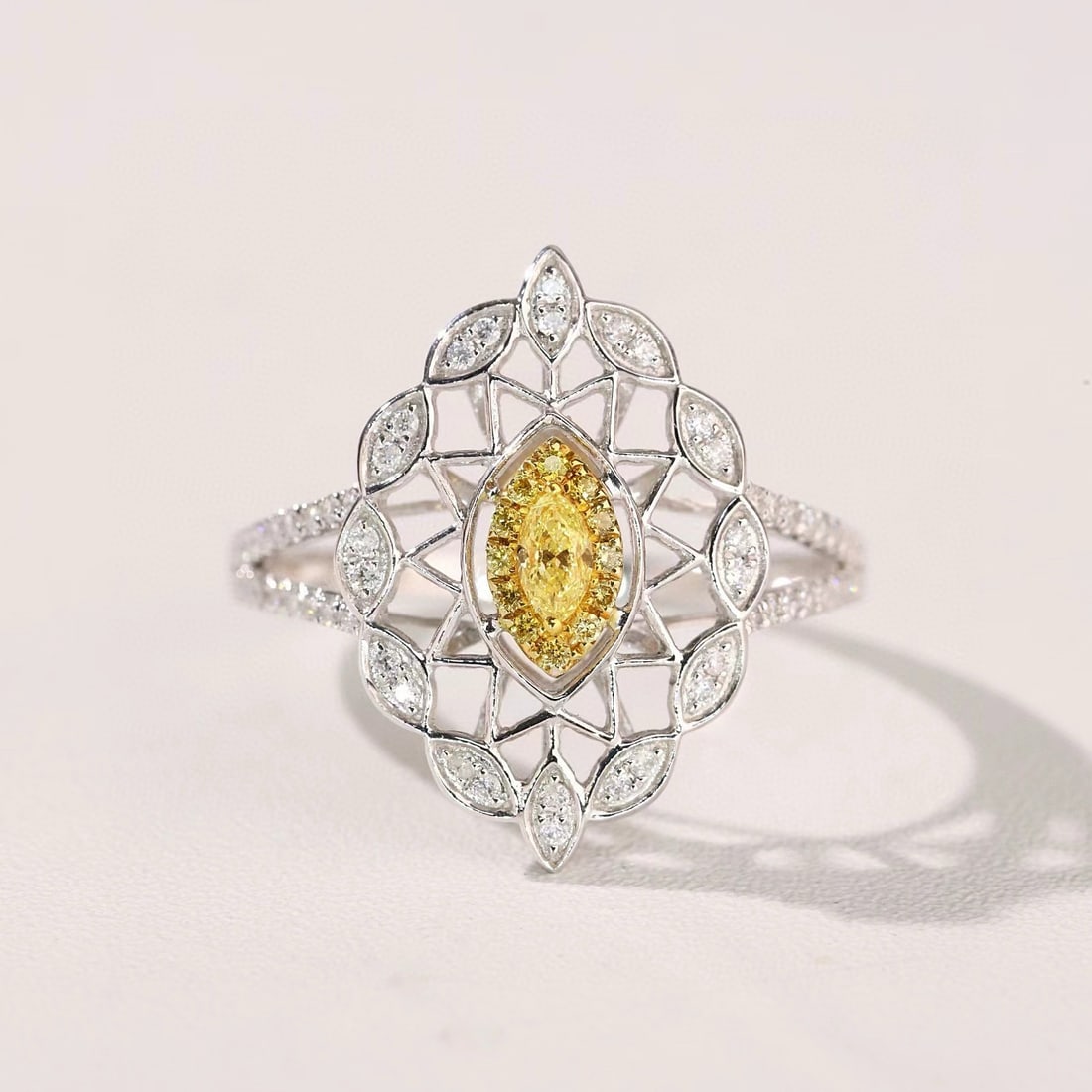 14k Gold 0.5 Ctw Natural Yellow Diamond & Diamond Ring - 2