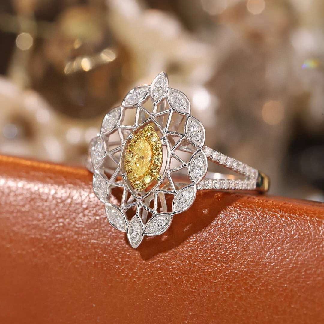 14k Gold 0.5 Ctw Natural Yellow Diamond & Diamond Ring - 3