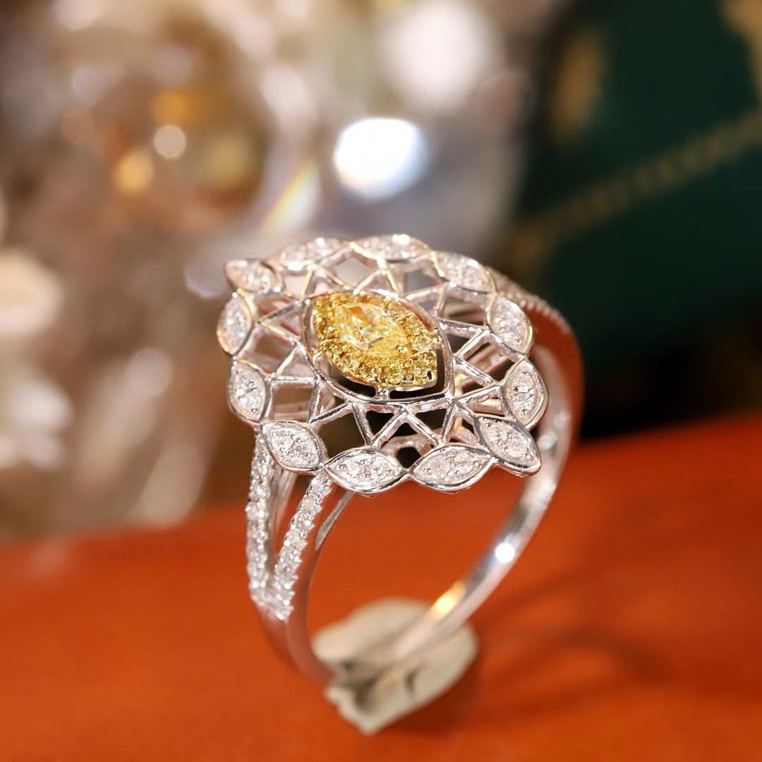 14k Gold 0.5 Ctw Natural Yellow Diamond & Diamond Ring - 4