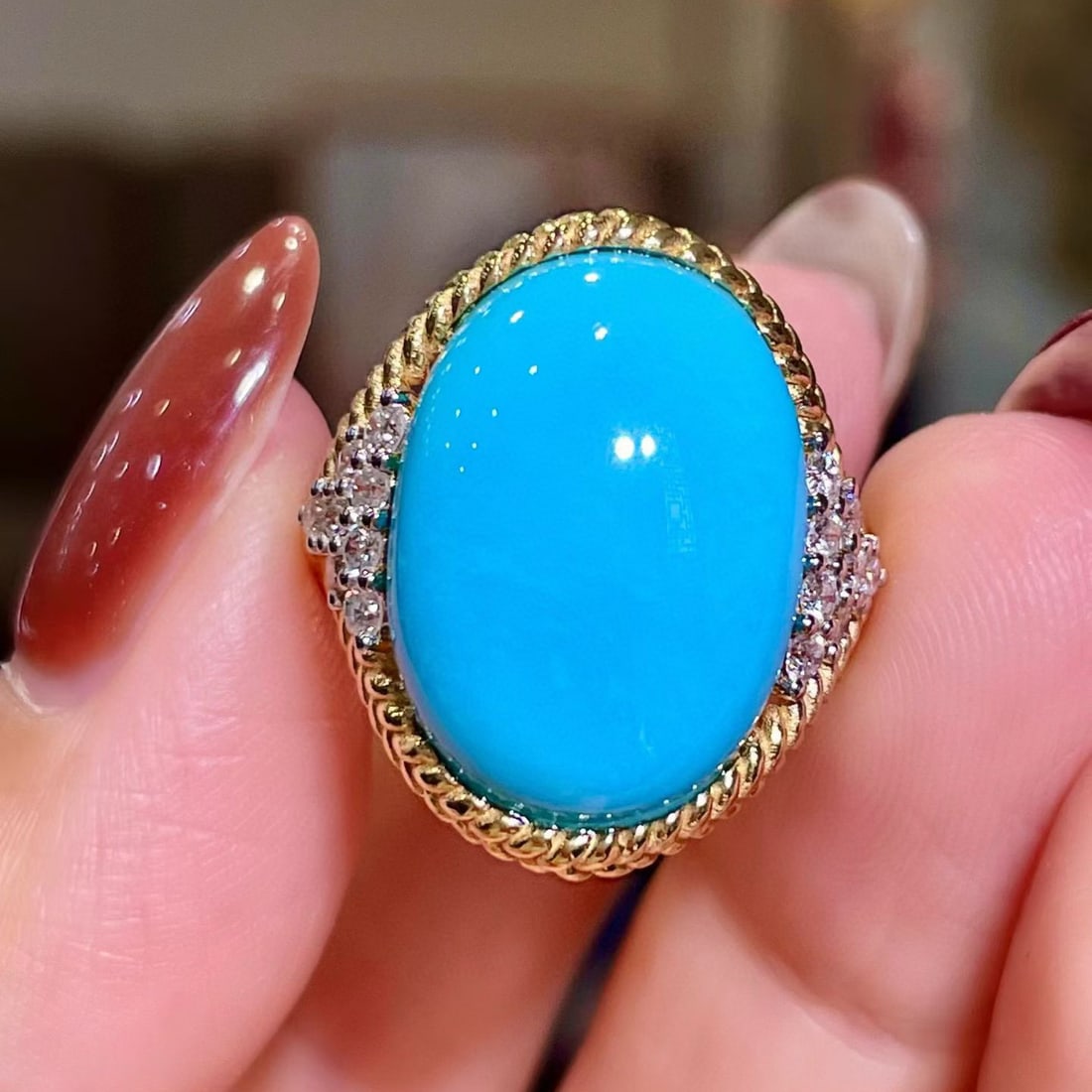 14k Gold 10.54 Ctw Natural Blue Turquoise & Diamond Ring: Ref:231089090 // gold content:14k gold // ring size:7. 25us // // main gemstone:blue turquoise // shape:oval // carat weight:10. 19ct // color:blue // treatment:natural // // adjacent gemstone 2 :