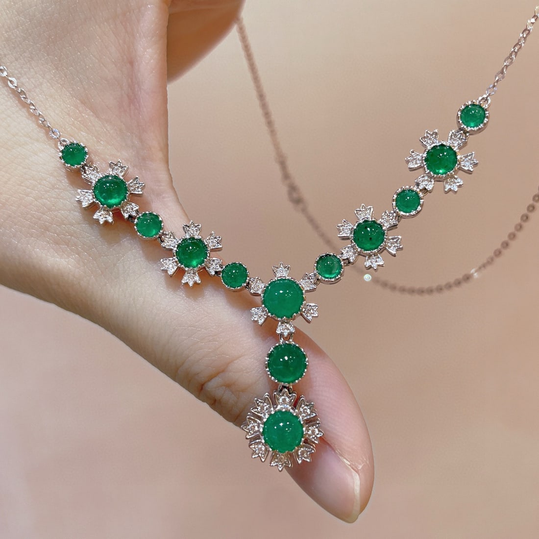 14k Gold 3.70 Ctw Vivid Green Natural Emerald & Diamond Necklace: Ref:231089098 // gold content:14k gold // main gemstone:emerald // shape:round // carat weight:3. 55ct // color:vivid green // treatment:natural // // adjacent gemstone 2 : diamond // shape:round // c