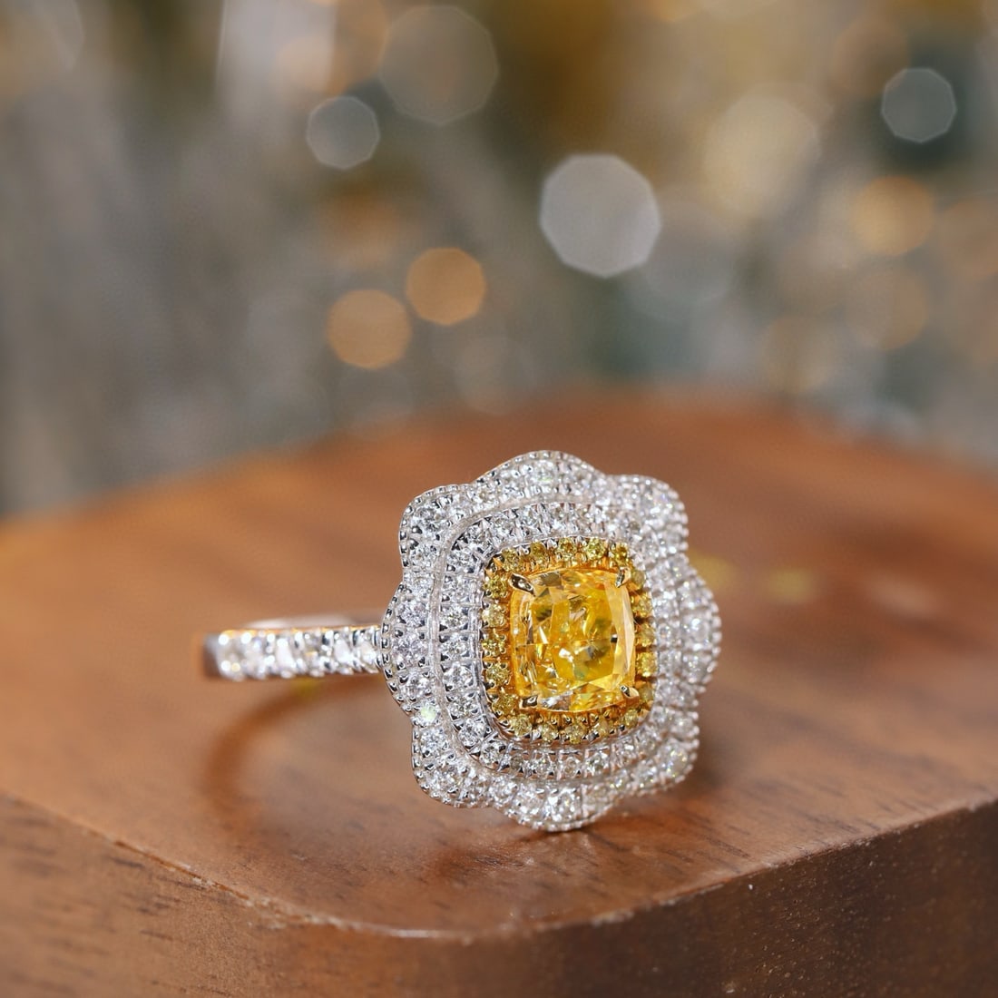 14k Gold 1.52 Ctw Natural Yellow Diamond & Diamond Ring - 6