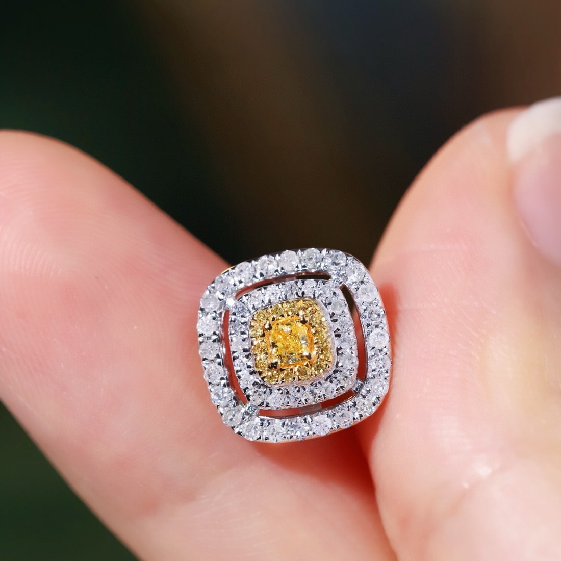 14k Gold 0.70 Ctw Natural Yellow Diamond & Diamond Earrings - 7