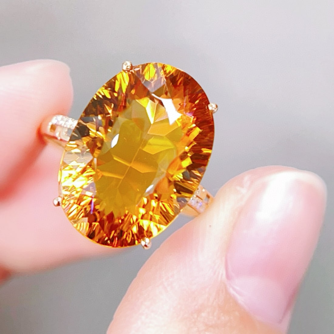 14k Gold 8.38 Ctw Natural Citrine & Diamond Ring: Ref:231089249 // gold content:14k gold // ring size:7. 25us // // main gemstone:citrine // shape:oval // carat weight:8. 35ct // color:yellow // treatment:natural // // adjacent gemstone 2 : diamond