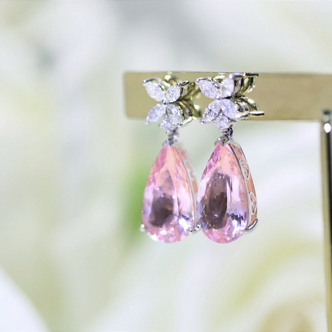 14k Gold 8.82 Ctw Natural Morganite & Diamond Earrings - 5
