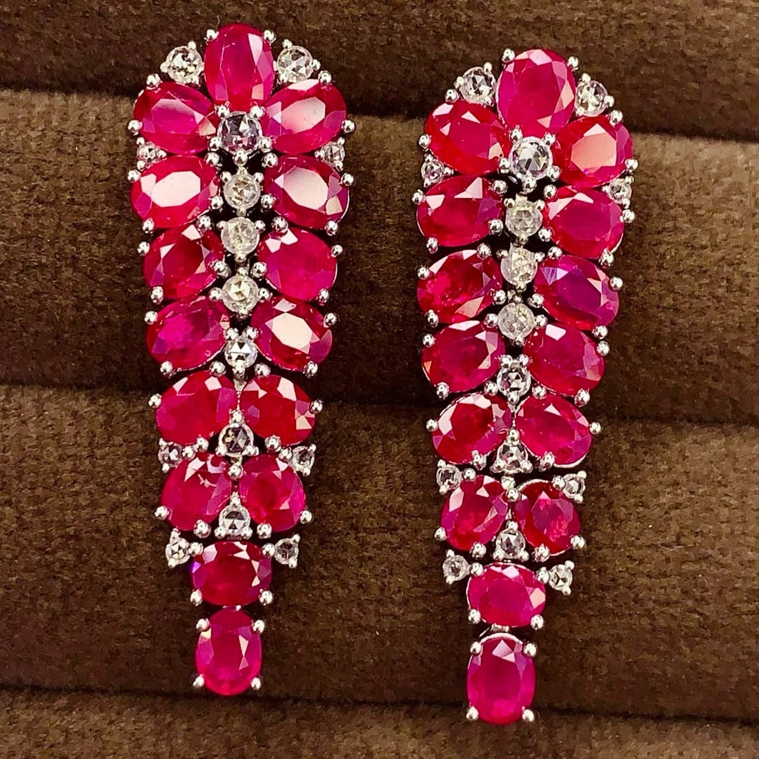 14k Gold 8.87 Ct Natural Ruby & Sapphire Earrings - 4