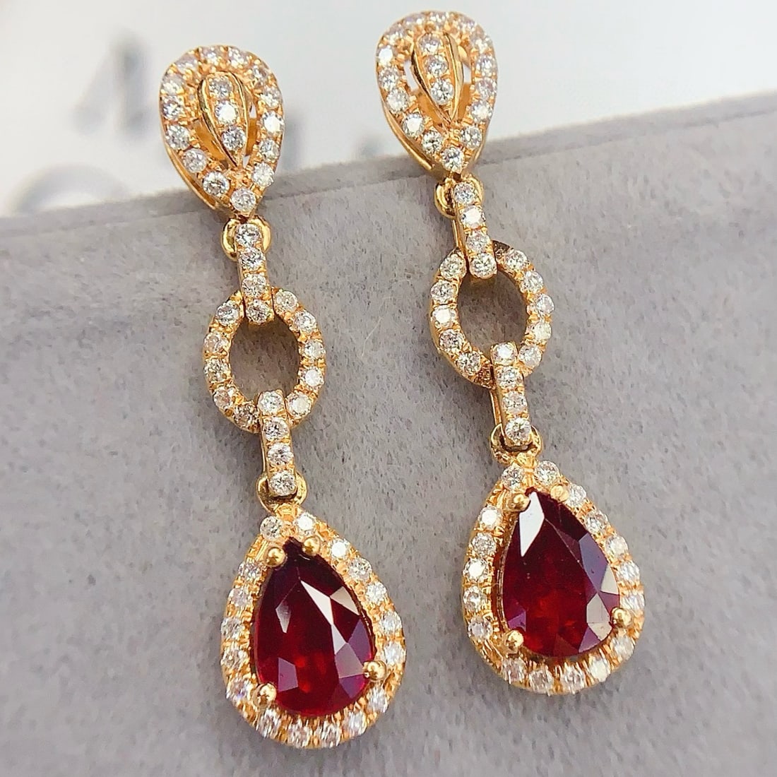 14k Gold 1.72 Ct Vivid Red Natural Ruby & Diamond Earrings - 4