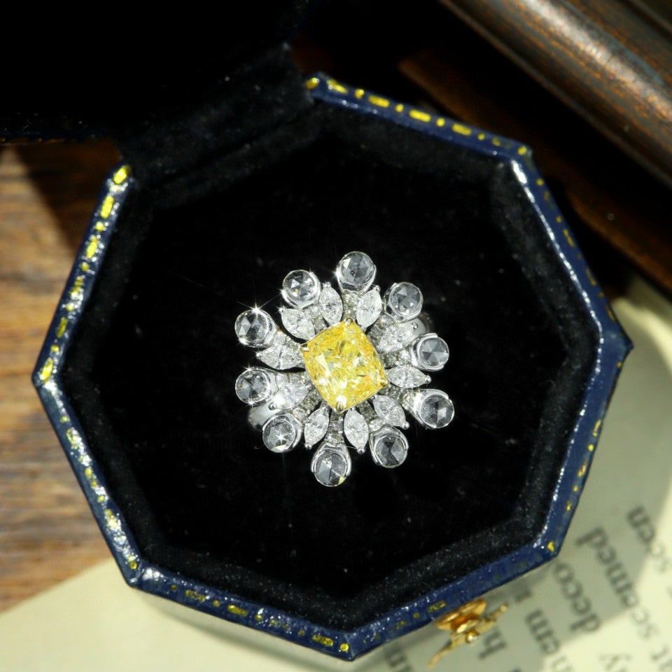 14k Gold 1.91 Ctw Natural Yellow Diamond & Diamond Ring - 3