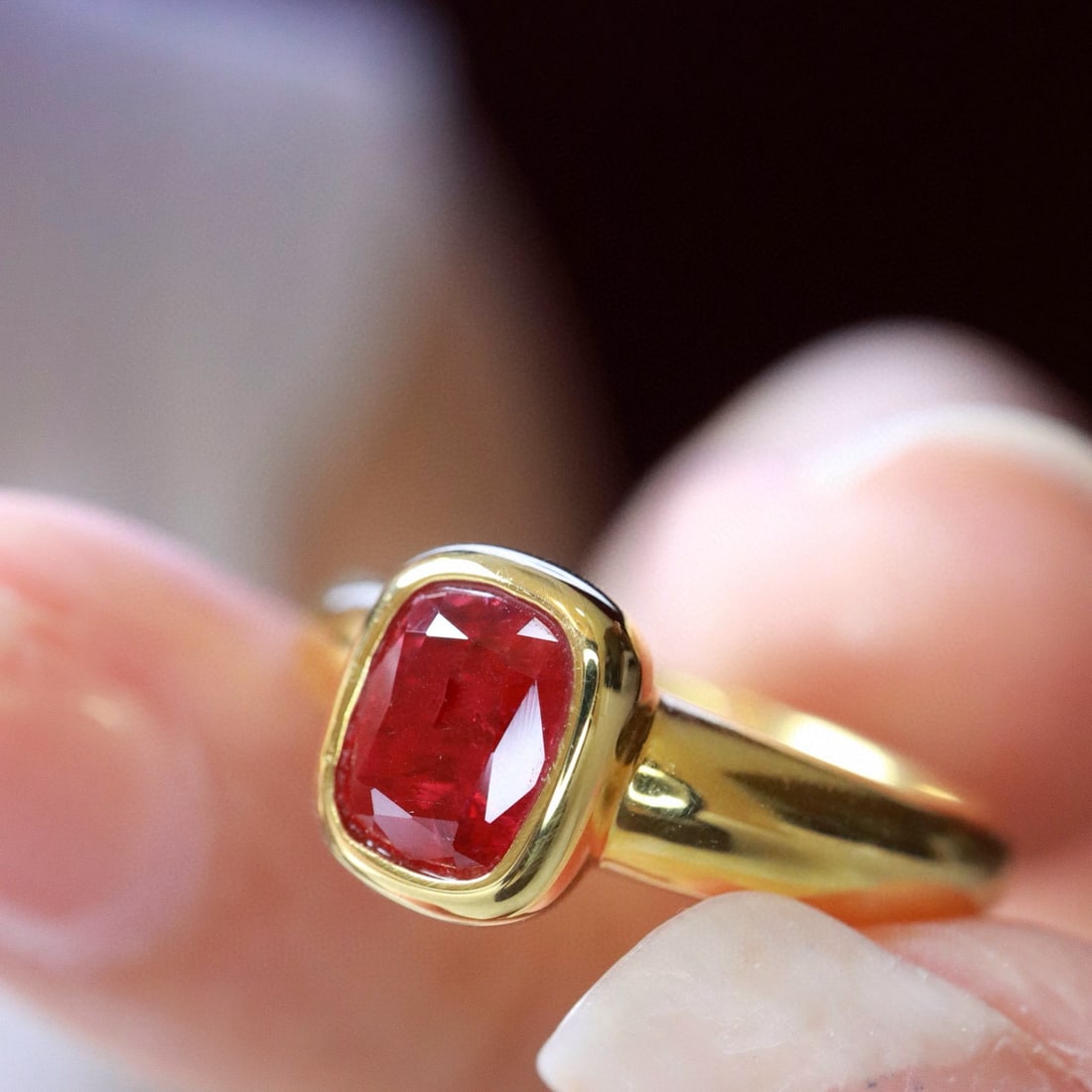 14k Gold 0.76 Ct Natural Ruby Ring - 4