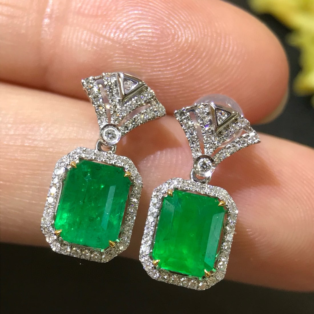 14k Gold 3.61 Ctw Vivid Green Natural Emerald & Diamond Earrings - 3