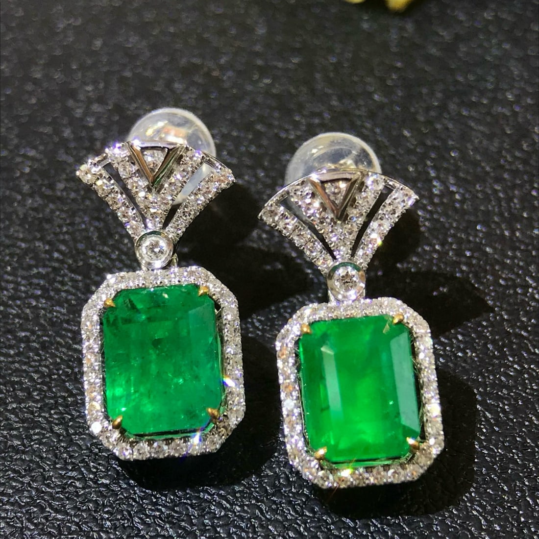 14k Gold 3.61 Ctw Vivid Green Natural Emerald & Diamond Earrings - 4