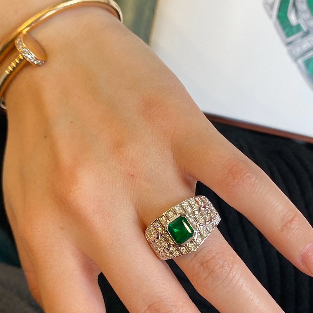 14k Gold 1.67 Ctw Vivid Green Natural Emerald & Diamond Ring - 2
