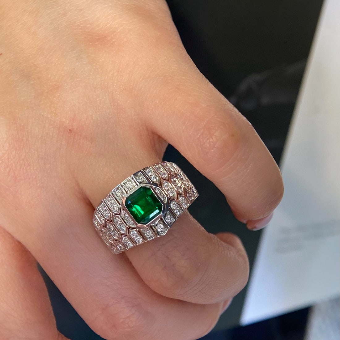14k Gold 1.67 Ctw Vivid Green Natural Emerald & Diamond Ring - 4