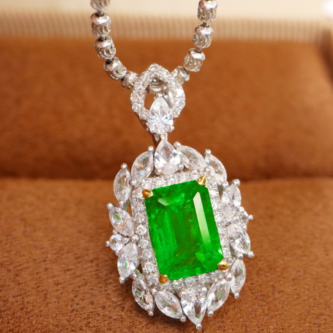 14k Gold 1.02 Ct Vivid Green Natural Emerald & Diamond & Sapphire Pendant( Without Chain ) - 3