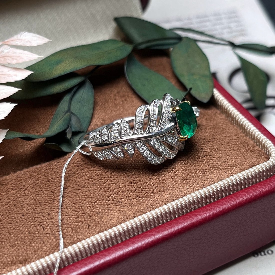 14k Gold 1.42 Ctw Vivid Green Natural Emerald & Diamond Ring - 4